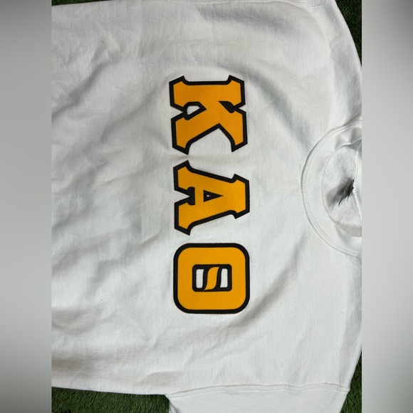 KAO Sweater - Picture 3 of 5